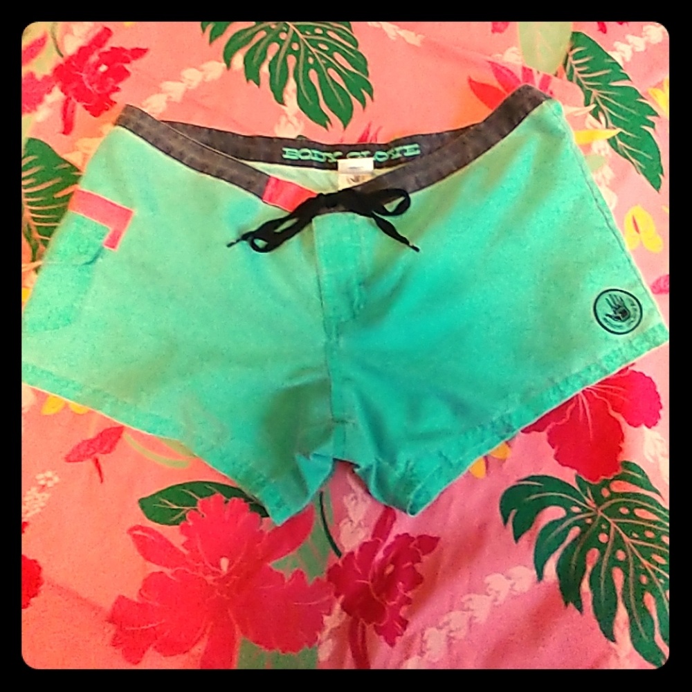 Body Glove Swim shorts Sz M